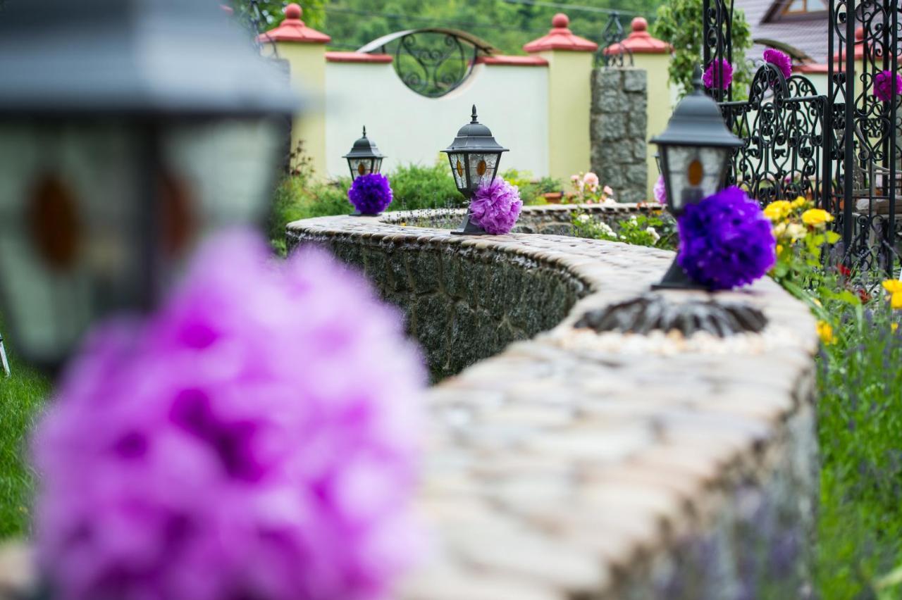 Villa Oselya เคียฟ ภายนอก รูปภาพ