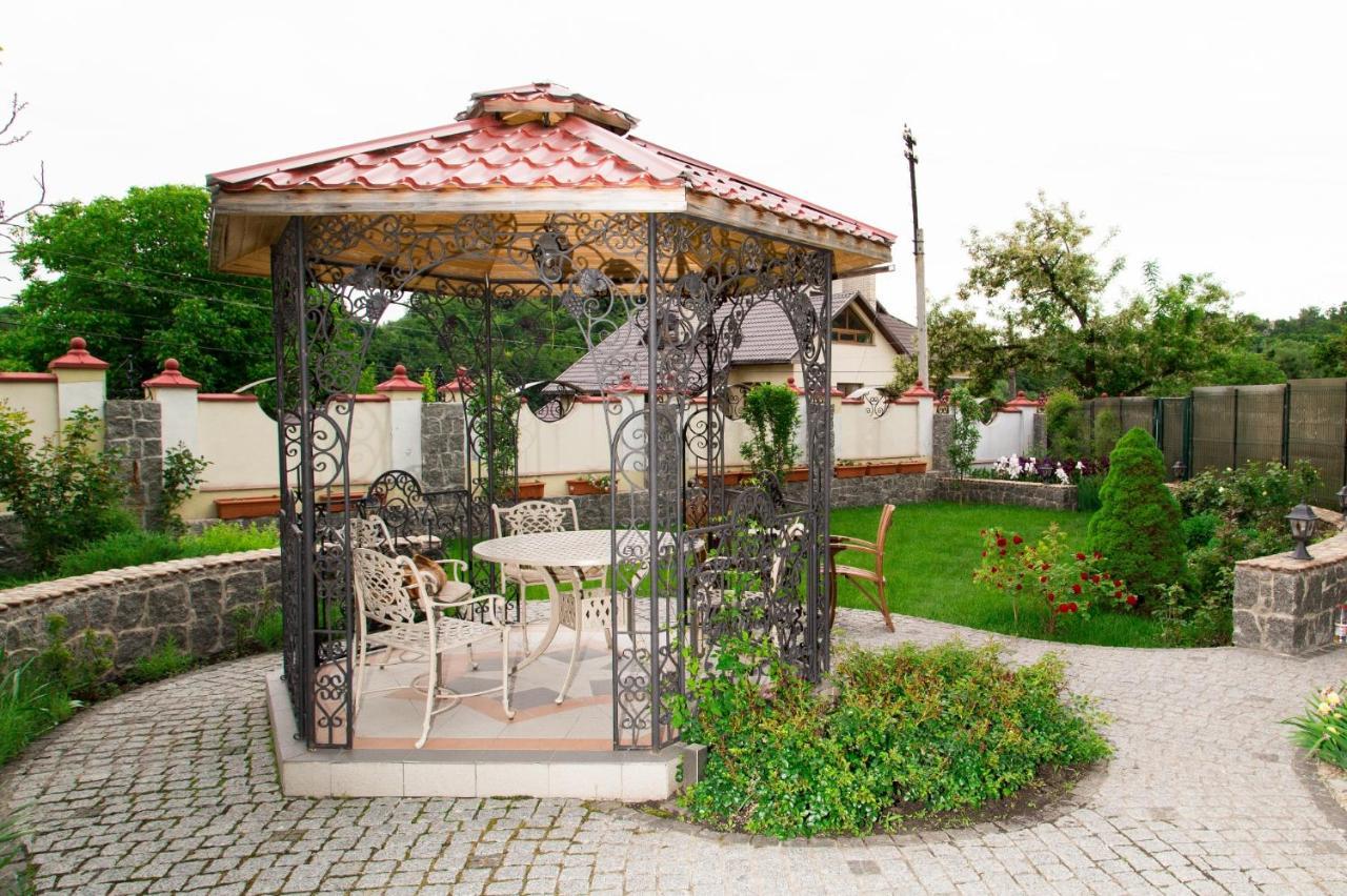 Villa Oselya เคียฟ ภายนอก รูปภาพ